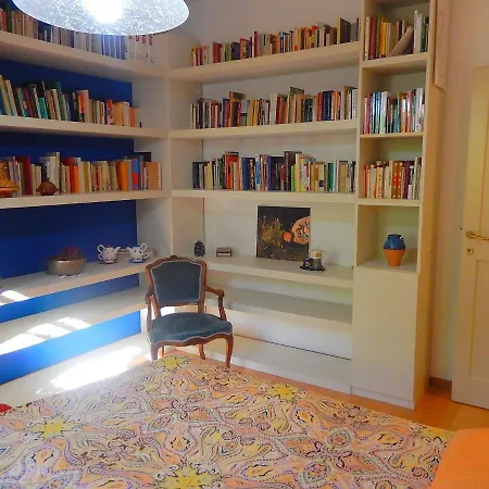Spacious In With Solarium Holiday home